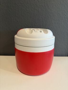 Igloo Elite (1 Gallon) Round Water Cooler Jug (Red/White) Vintage
